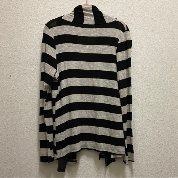 🆕 Cream & Black Striped Open Cardigan - Picture 2 of 5
